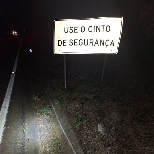 Condutor morre e irmão fica ferido em acidente com moto na SC-161, em Palma Sola