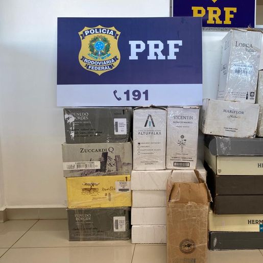 PRF apreende na BR 163 vinho importado com entrada irregular no Brasil
