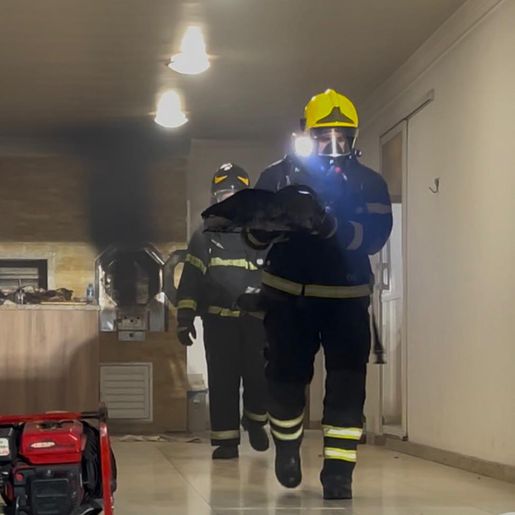 Princípio de incêndio em forno mobiliza bombeiros em SMOeste