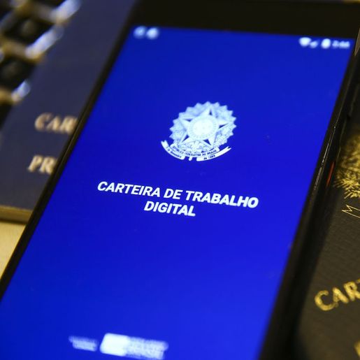 Taxa de desemprego recua em oito unidades da Federação