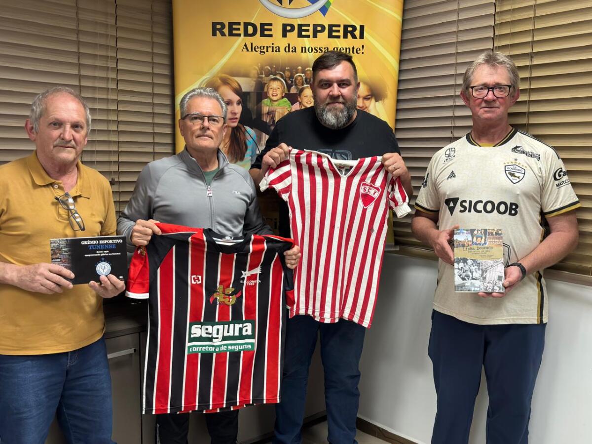 Programa na Rádio Itapiranga descreve história do futebol em 100 anos de Porto Novo