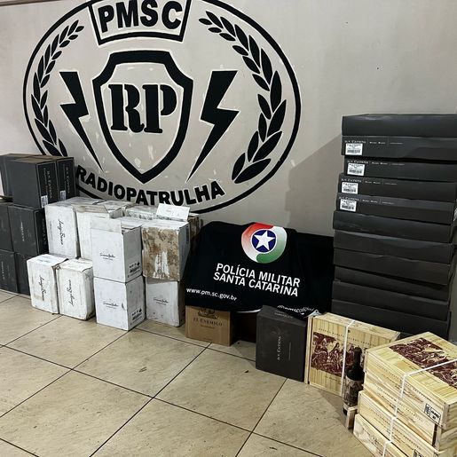 Polícia Militar apreende R$ 110 mil em vinho argentino contrabandeado em Iraceminha