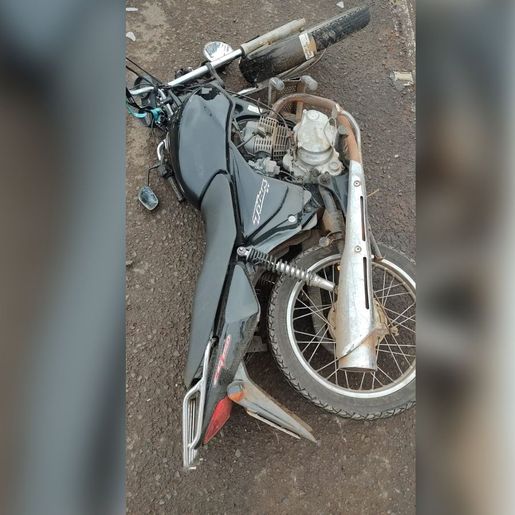 Colisão entre moto e bicicleta deixa dois feridos na BR-163
