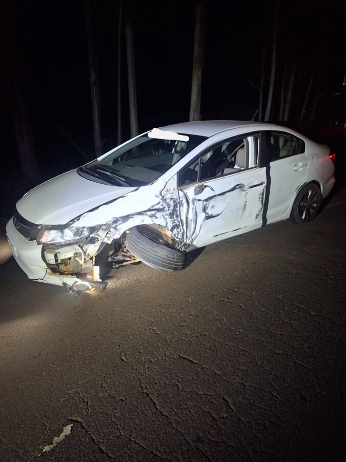 Acidente entre carro e caminhão é registrado na SC-160, em Saltinho