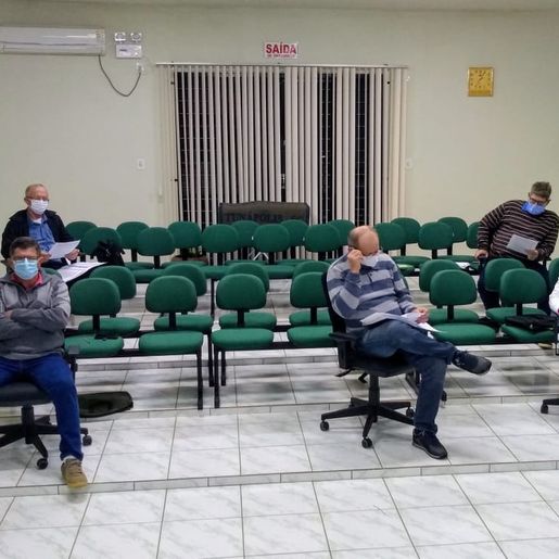 Legislativo de Tunápolis inicia discussão para adequação da Lei Orgânica Municipal