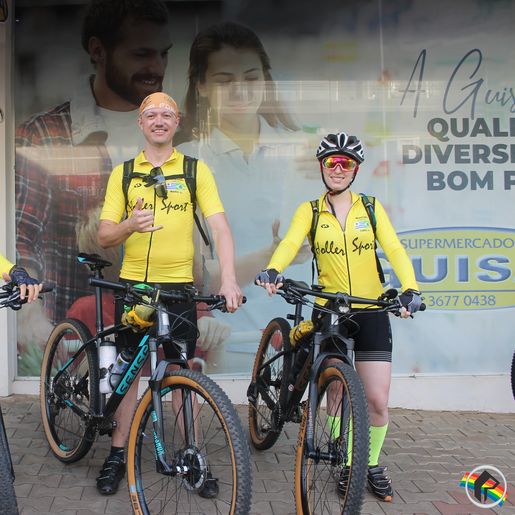 Ciclistas de Itapiranga e Tunápolis iniciam roteiro de pedal até Montevidéu