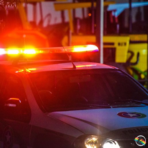 Motociclista foge da polícia, mas é abordado e preso com droga em Itapiranga