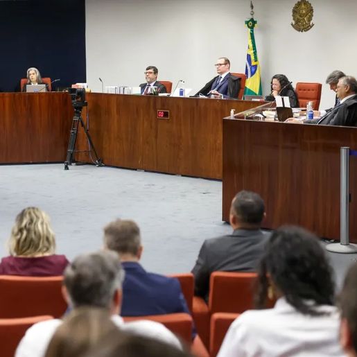 STF retoma hoje julgamento de Bolsonaro com voto de ministros