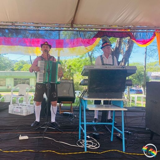 Oktoberfest na praça é realizada em Itapiranga