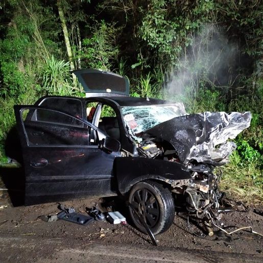 Gravíssimo acidente na BR-282 em Joaçaba causa morte de três pessoas