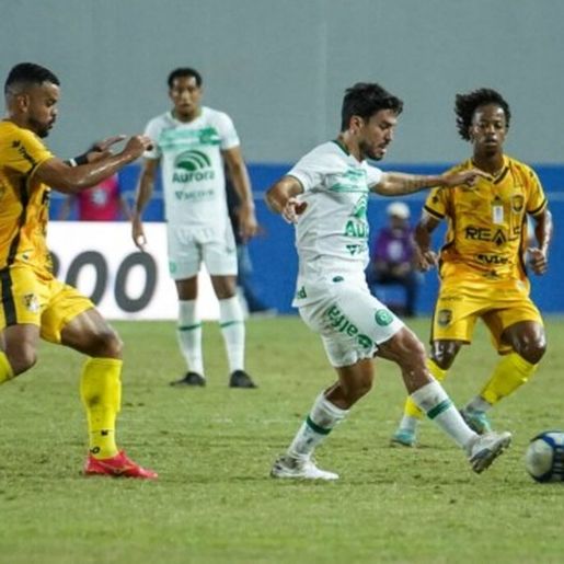 Chapecoense x Amazonas tem horário alterado por problema na iluminação do Estádio Carlos Zamith