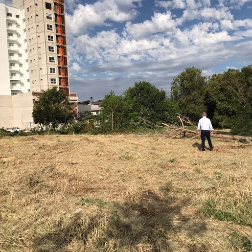 Município inicia trabalhos para implantação de Praça Elevada no Agostini
