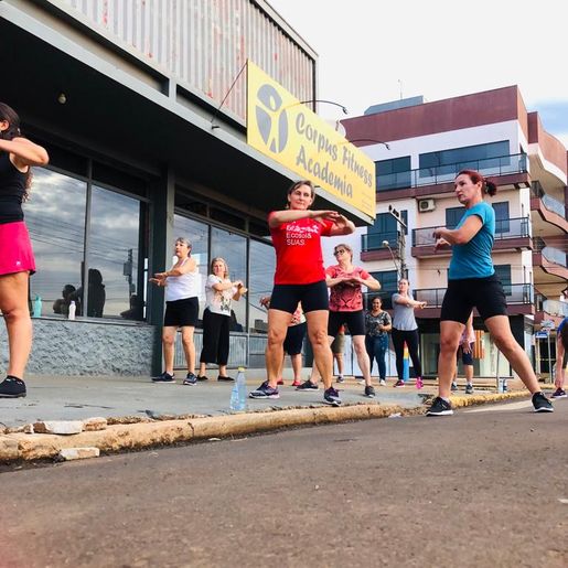 Prefeitura promove Caminhada em comemoração ao Dia Internacional da Mulher