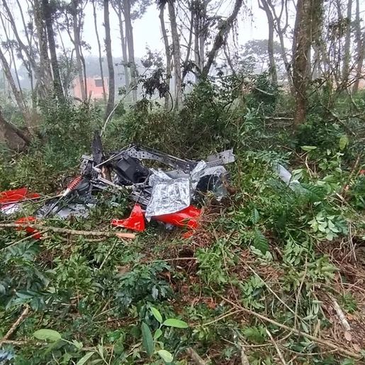 Queda de aeronave mata duas pessoas em SC