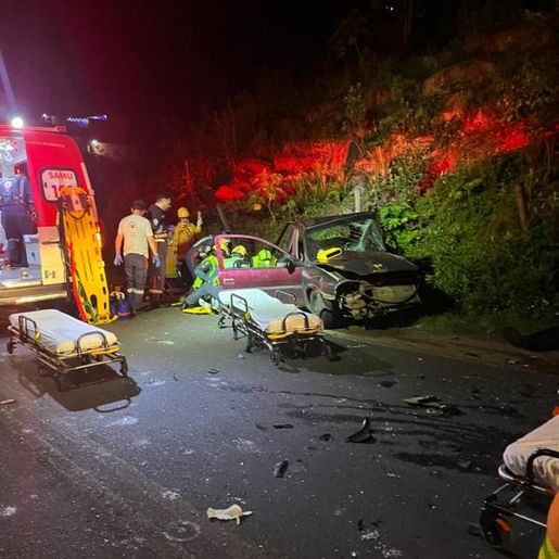 Seis pessoas ficam feridas em grave acidente em Chapecó