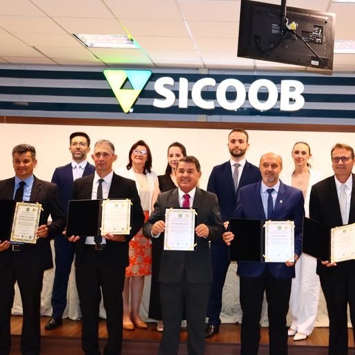 Eleitos da 49ª Zona Eleitoral são diplomados