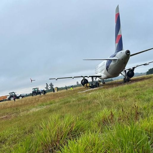 Saída de pista de avião em Chapecó leva ao cancelamento de 15 voos