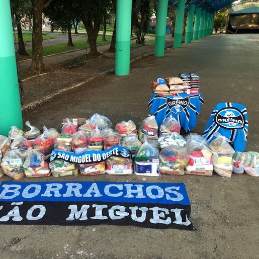 Consulado do Grêmio arrecada mais de 40 cestas básicas e kits de higiene