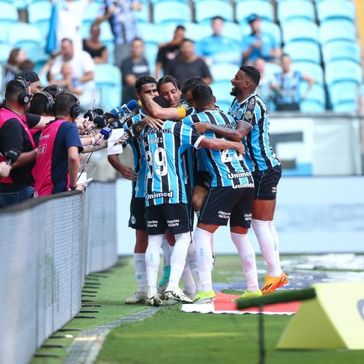 Grêmio goleia o Guarany com gol do estreante Diego Costa