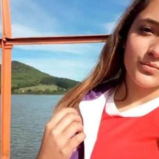 Irmãos são condenados por matar adolescente e amarrá-la em árvore em SC