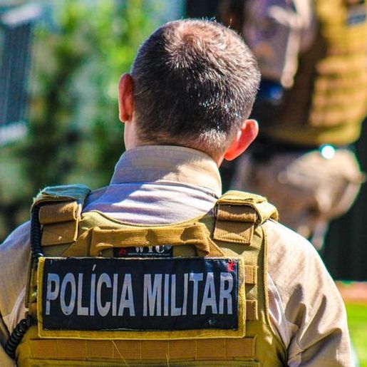 Estrangeiros são presos após pagarem compras com dinheiro falso em SMOeste