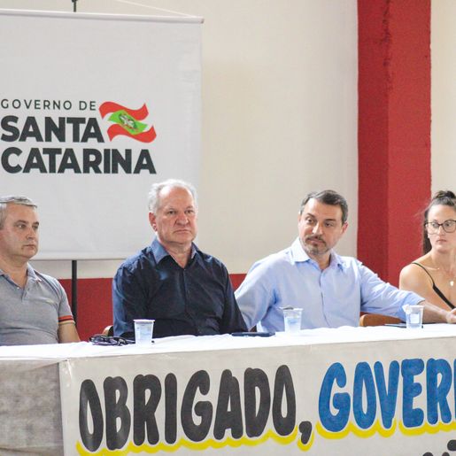 Governador Moisés inaugura asfalto na comunidade da linha Fátima; vídeo