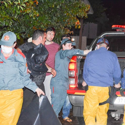 Mais de quatro mil m² de lonas foram entregues em Descanso e Belmonte