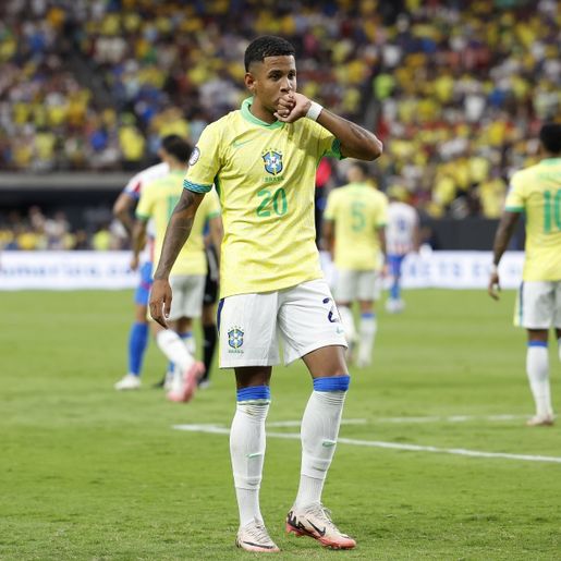 Brasil bate o Paraguai por 4 a 1 na Copa América
