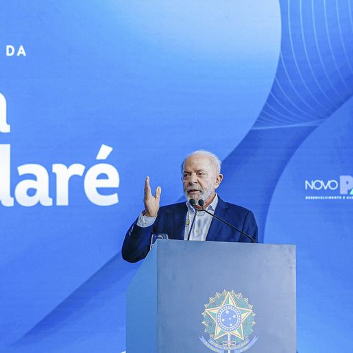 Lula vem a Santa Catarina na semana que vem, anuncia Décio Lima