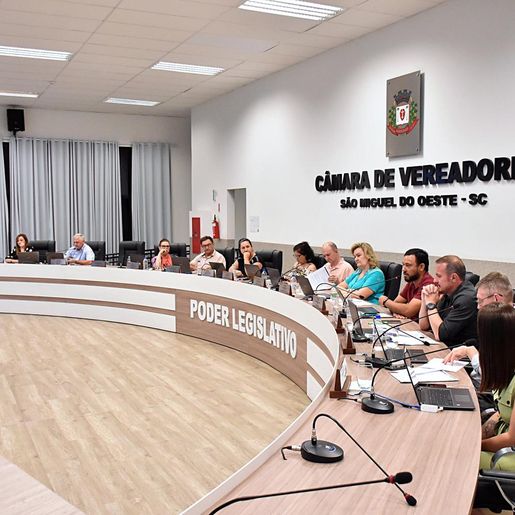 Câmara de SMO aprova novas regras para diárias e viagens do legislativo e executivo
