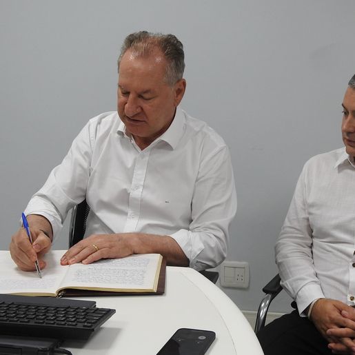 SMO: Trevisan transmite cargo de prefeito para Zanardi