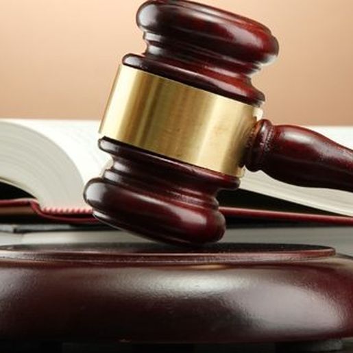 Justiça decide pela prisão de ex-professor acusado de estupro de alunas em SC