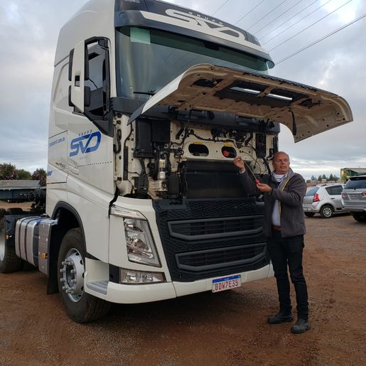 Setcom realiza aula prática com especialista em direção defensiva e econômica