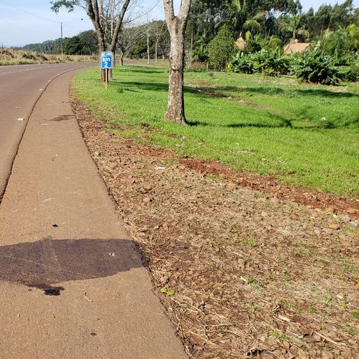 Jovem fica ferido em colisão de moto e caminhão na SC 386