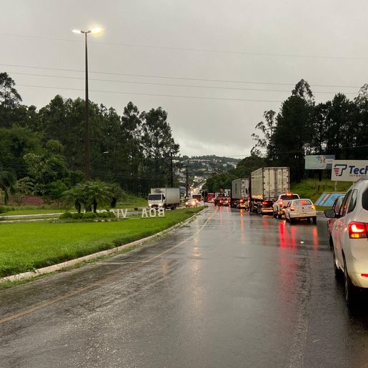 VÍDEO: Defesa Civil avalia danos causados por temporal em Descanso