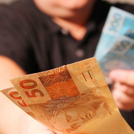 Golpe do falso empréstimo faz mulher perder quase R$ 2.2 mil em SMOeste