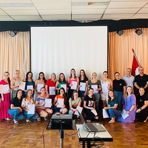 Professores efetivos tomam posse em Itapiranga