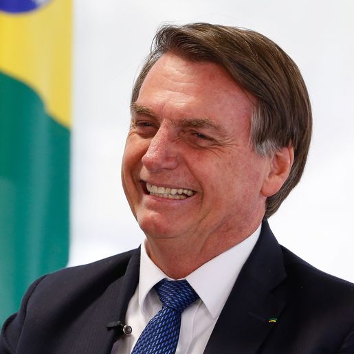 Bolsonaro lança pacote para socorrer pequenas e médias empresas