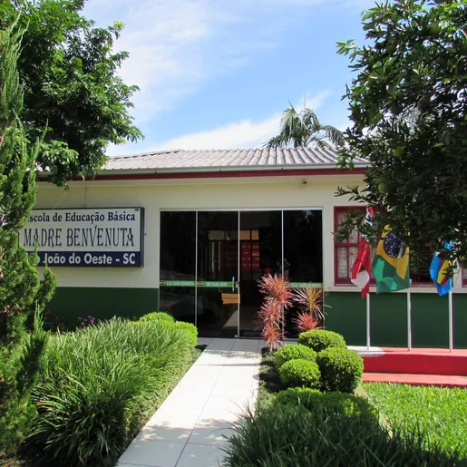 Quatro escolas do Extremo Oeste estão entre as 10 melhores do Estado