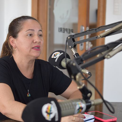 Coordenadora regional do SINTE participa do Peperi Rádio Repórter