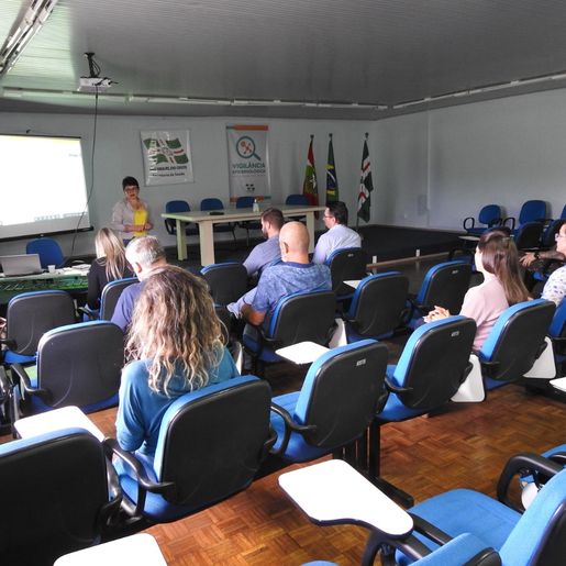 Sala de Situação discute ações de combate à dengue