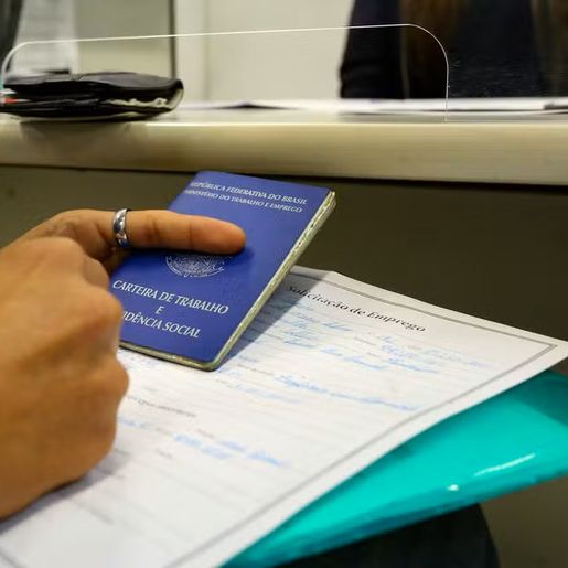 SC retoma menor taxa de desemprego do país e tem 128 mil fora do mercado de trabalho