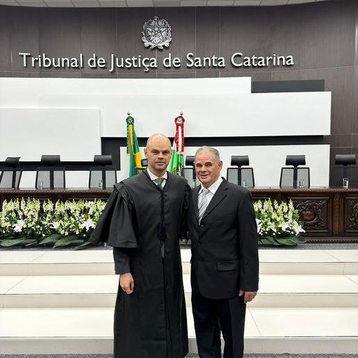 Alex Santore toma posse como desembargador do Tribunal de Justiça