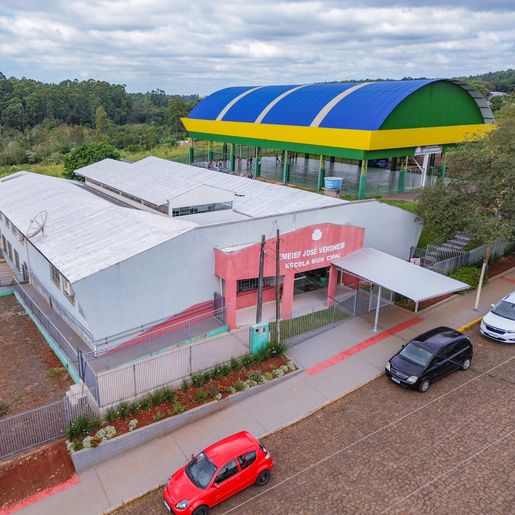 Primeira escola municipal de São Miguel do Oeste completa 67 anos