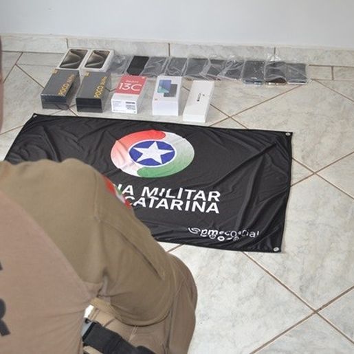 R$ 60 mil em celulares são apreendidos em São Lourenço do Oeste