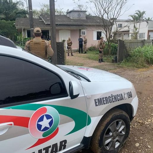Sargento da Polícia Militar é morta pelo ex-marido no sul de SC