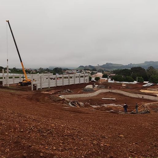 Ginásio de Esportes deverá ser concluído no final do próximo ano
