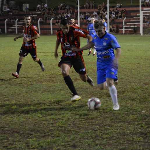 Após partida complicada, Guarani conquista vitória e se mantém na liderança