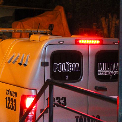 Venezuelano é preso após tentar vender celular roubado em São Miguel do Oeste