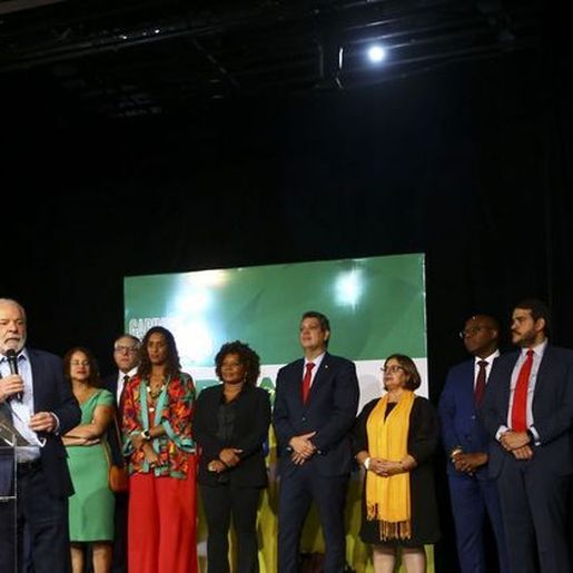 Lula aposta em velhos conhecidos para novo mandato